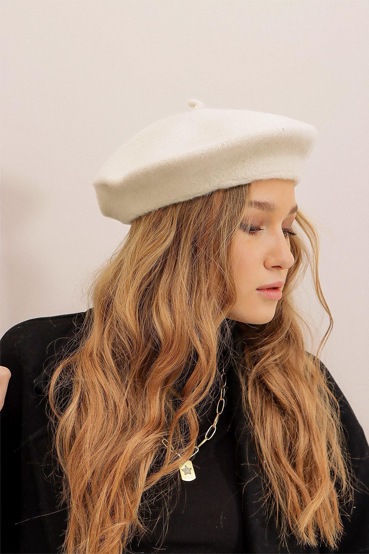 Ecru Painters Beret Beanie, , large image number 0