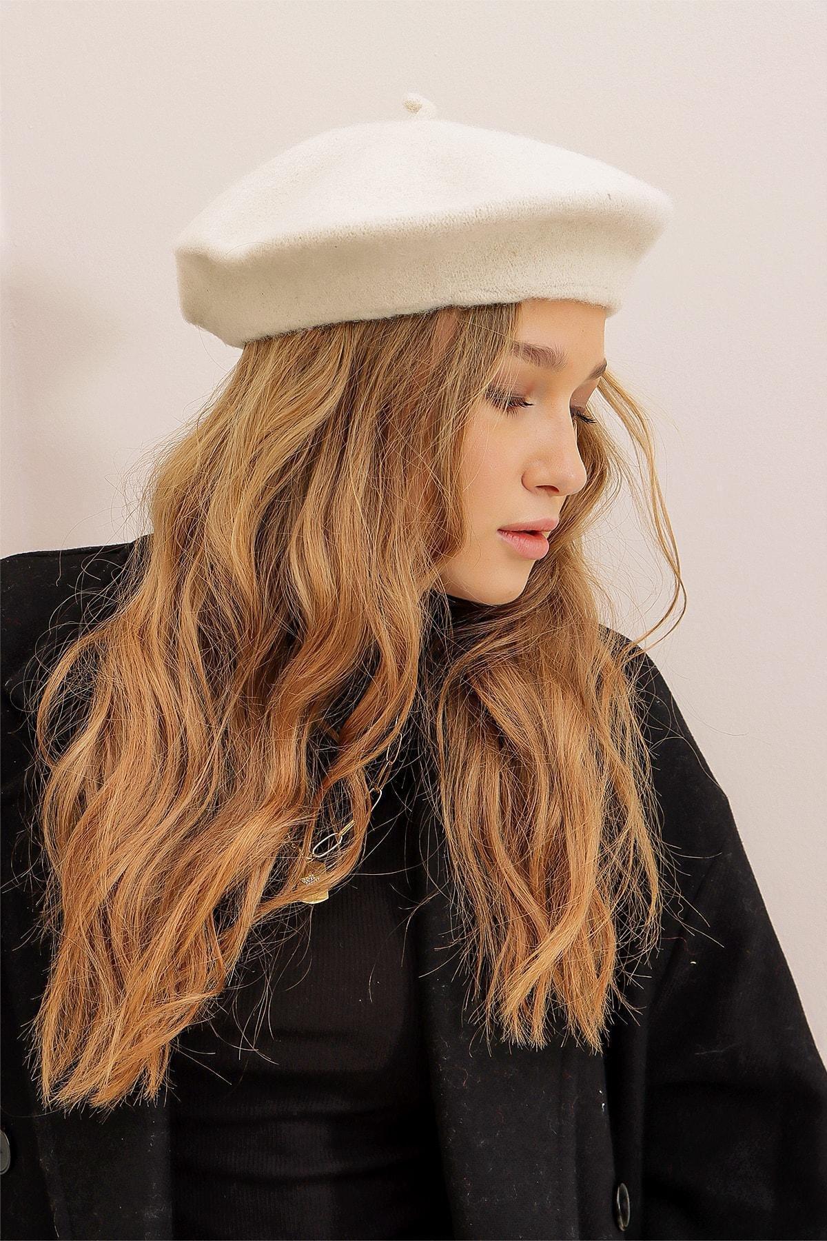 Ecru Painters Beret Beanie, , large image number 1