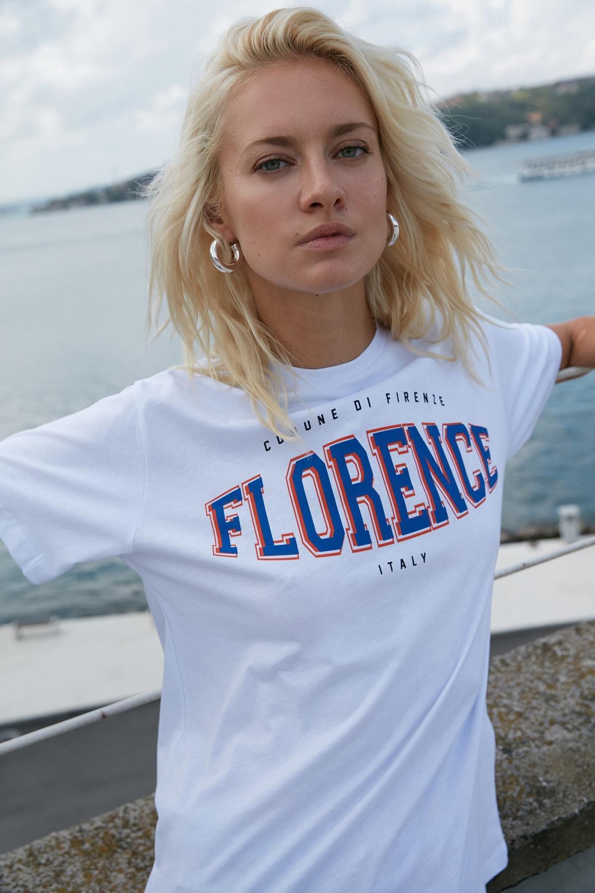 White Printed Boyfriend T-Shirt, White, large image number 2