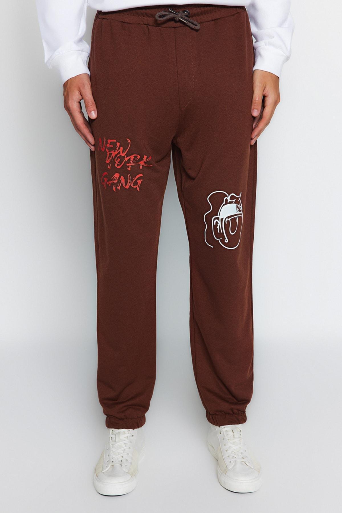 Brown Oversize Jogger Sweatpants, Brown, large image number 3