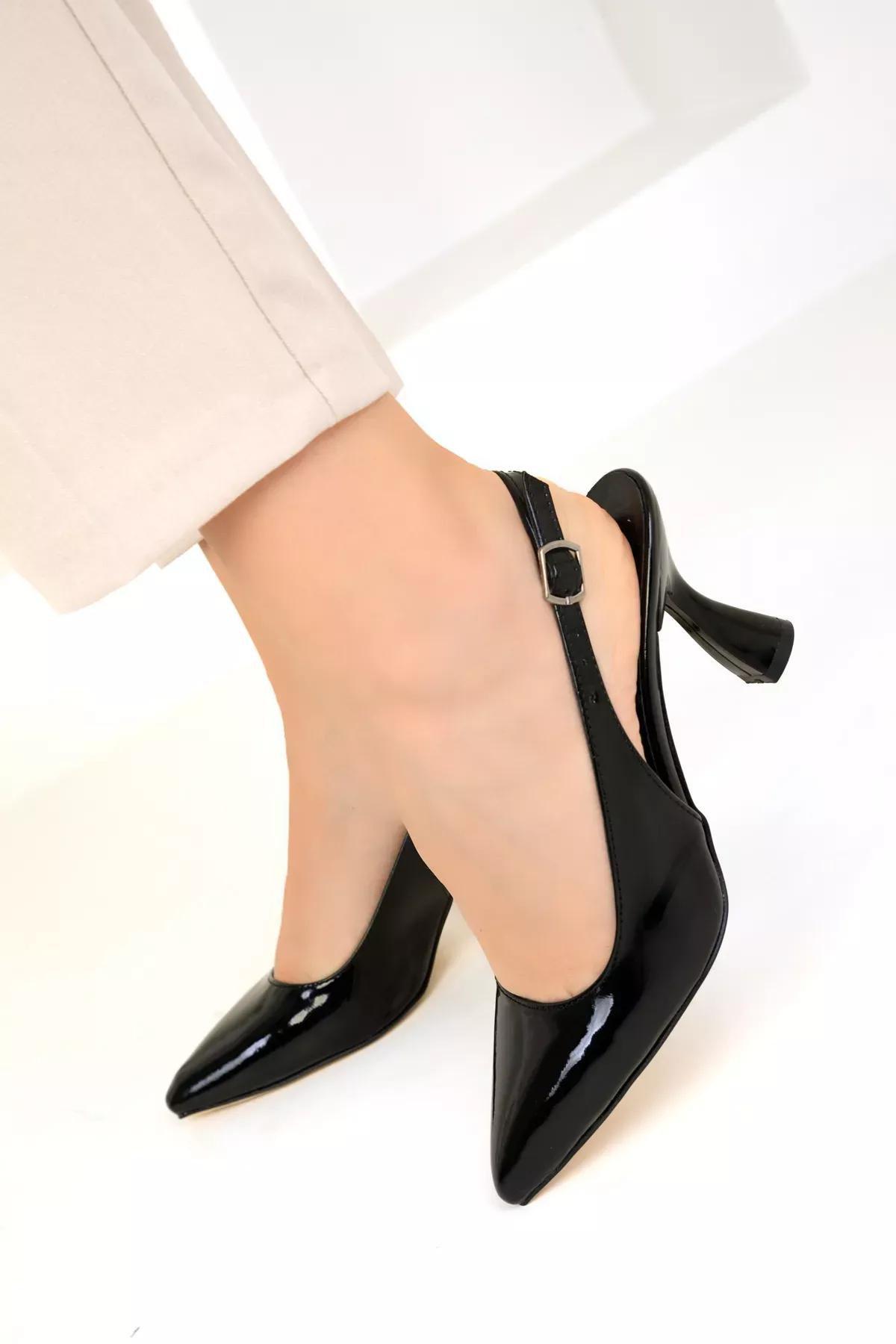 Black Patent Classic Heeled Shoes, , large image number 4