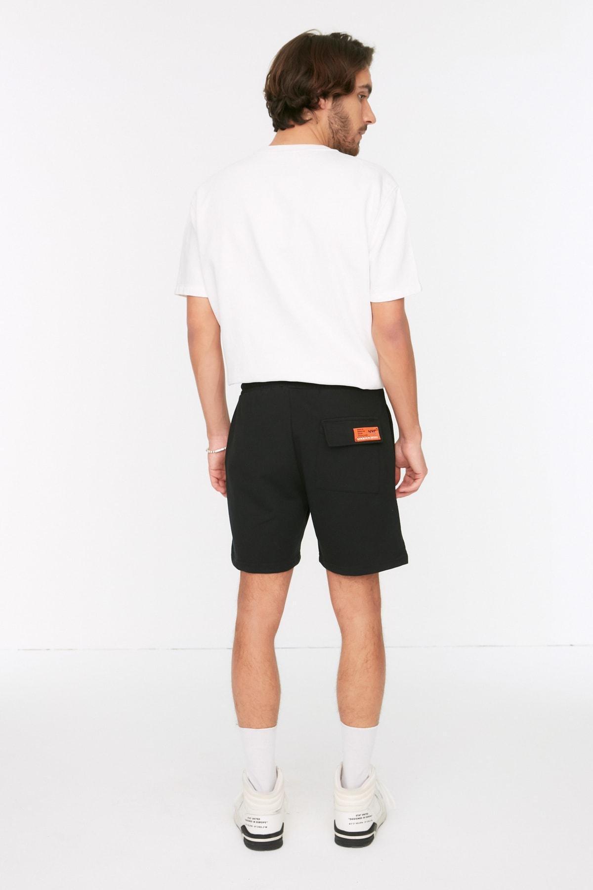 Trendyol - Black Normal Waist Printed Shorts