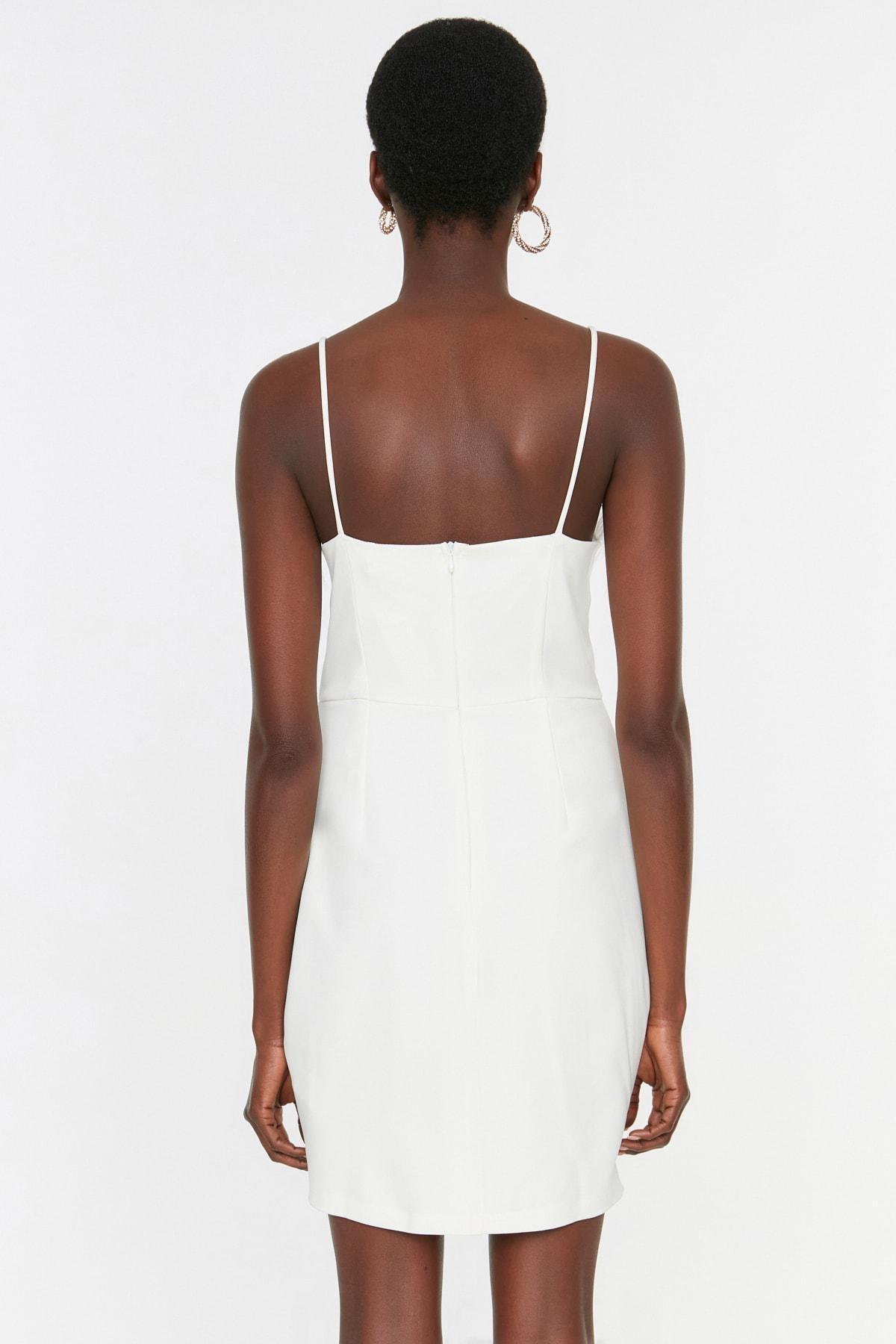 Cream Sweetheart Neckline Skater Dress, , large image number 4