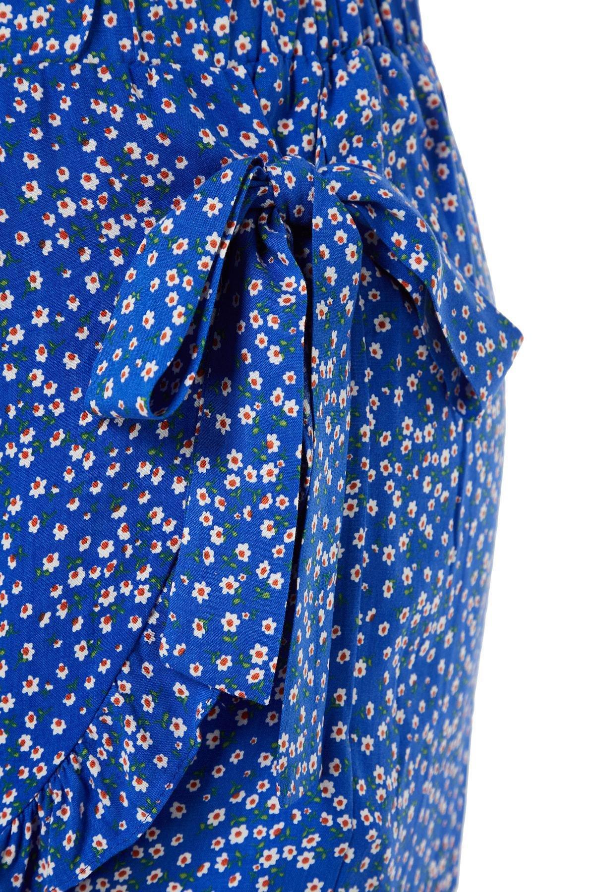 Blue Floral Plus Size Shorts, , large image number 7
