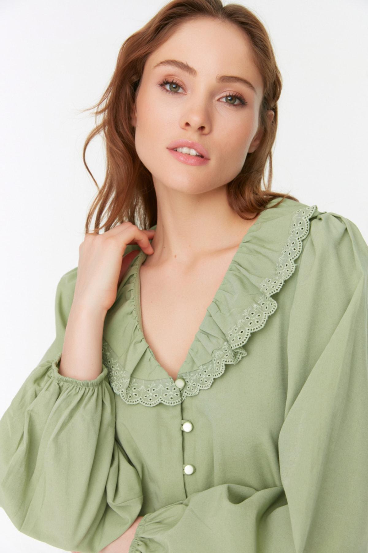 Green V-Neck Shirt, Green, large image number 4