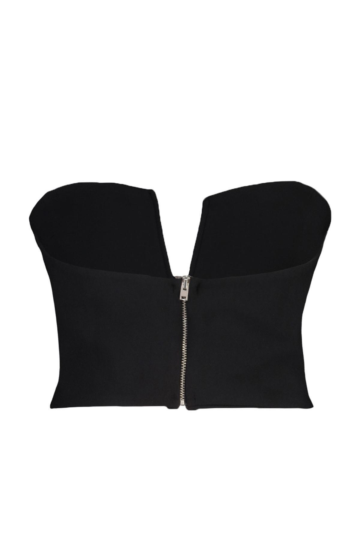 Trendyol - Black Sweetheart Neckline Crop Top