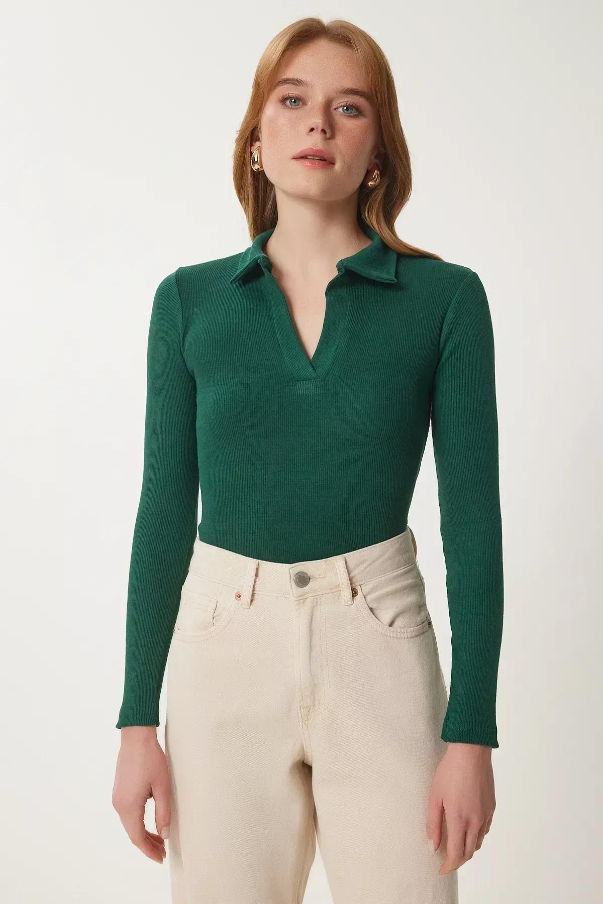 بلوزة بقصة ضيقة وياقة بولو، أخضر, Green, large image number 3