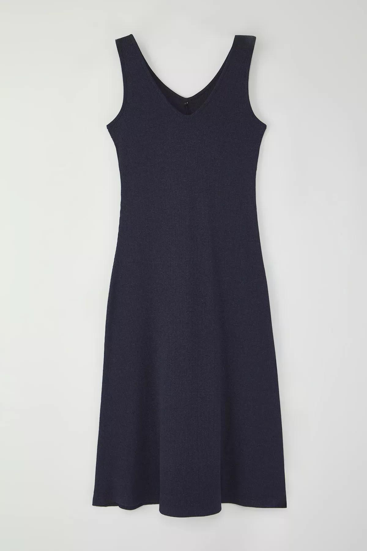 Blue Shift Plain Pool Neck Midi Knit Dress, , large image number 4
