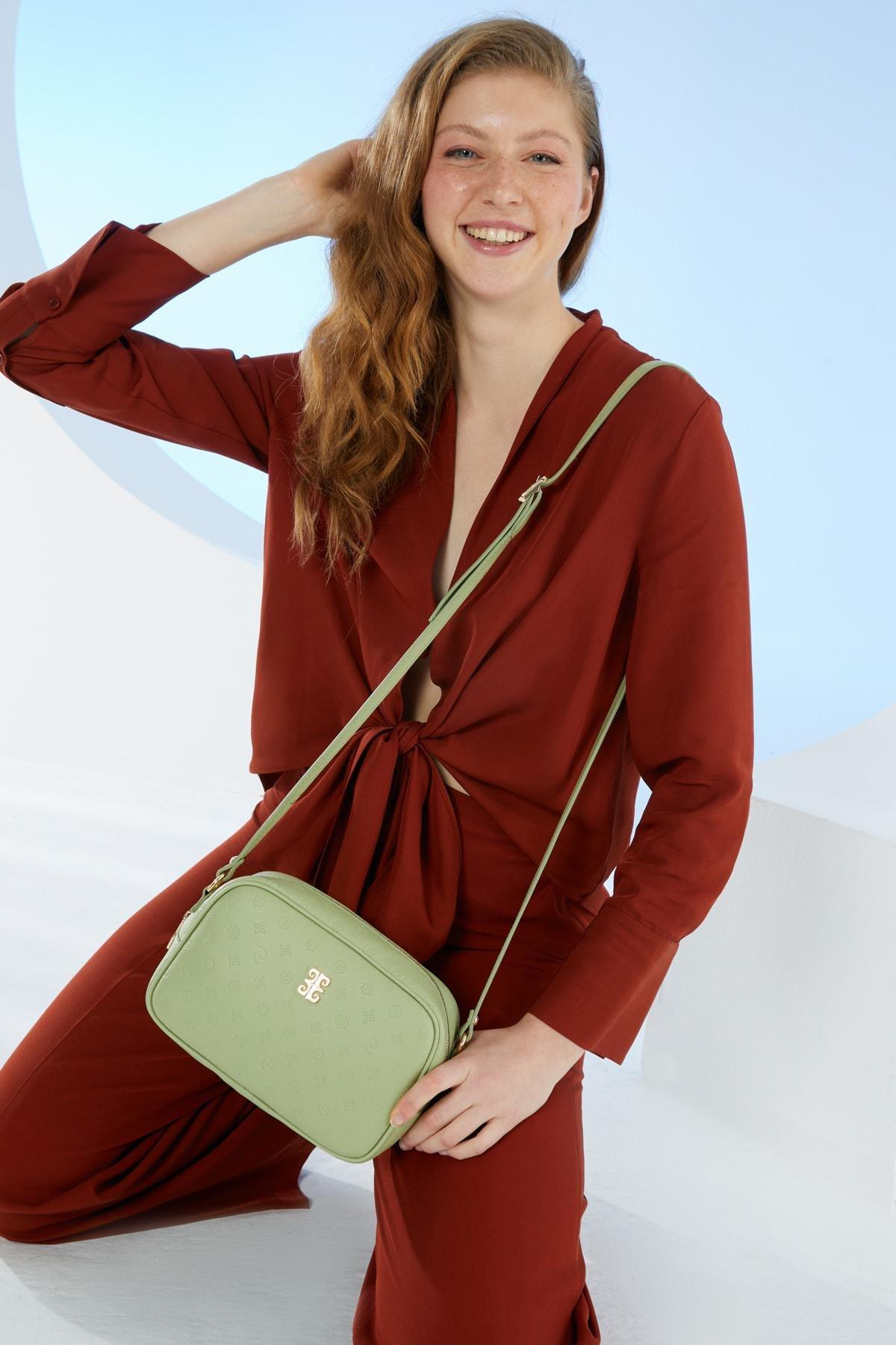 Green Floater Shoulder Bag, C101_6550, large image number 0