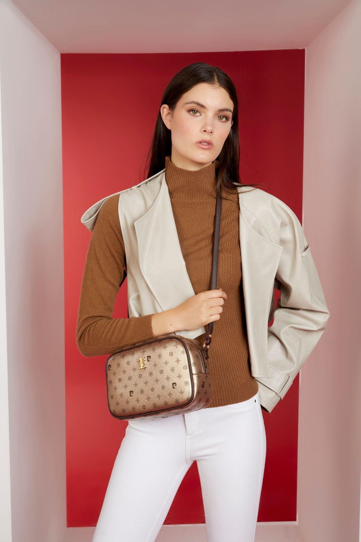 Gold Monogram Shoulder Bag, C101_6559, large image number 0