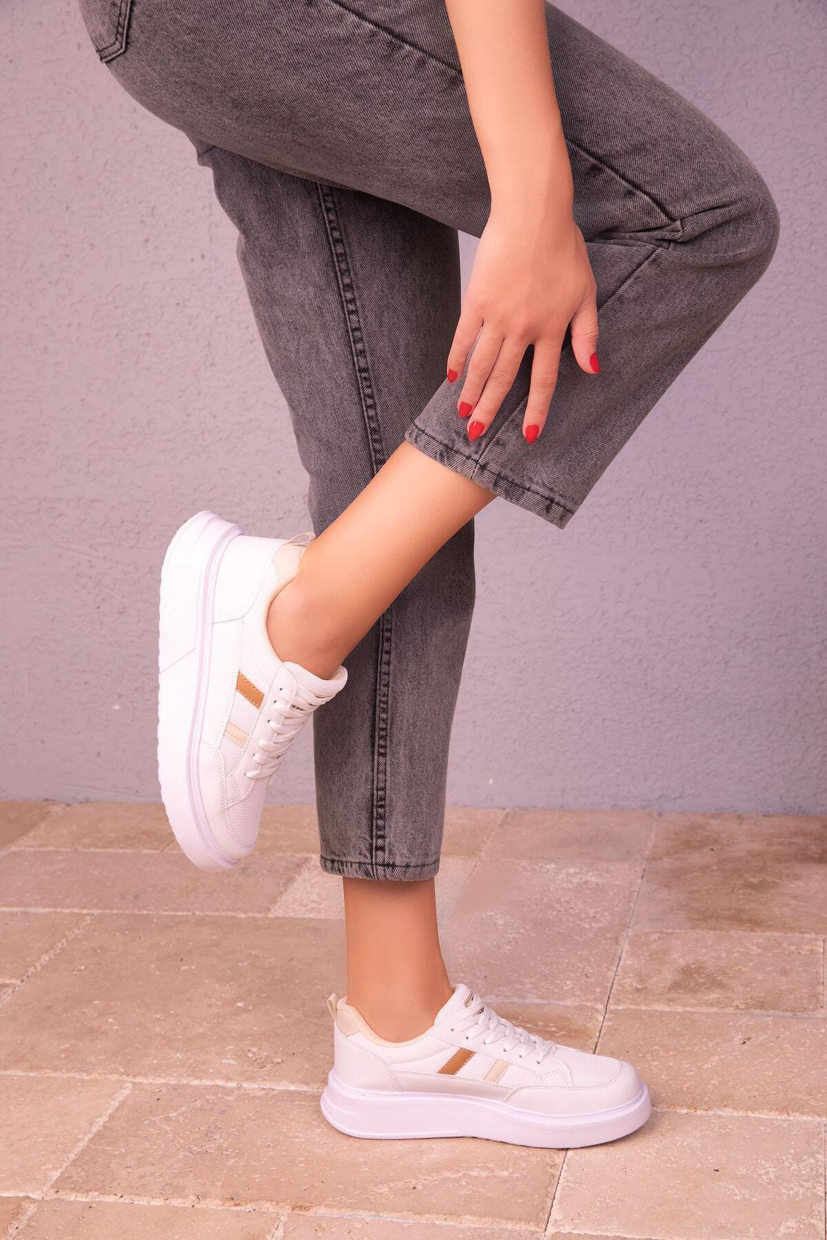 White Lace-Up Sneakers, C101_3915, large image number 1
