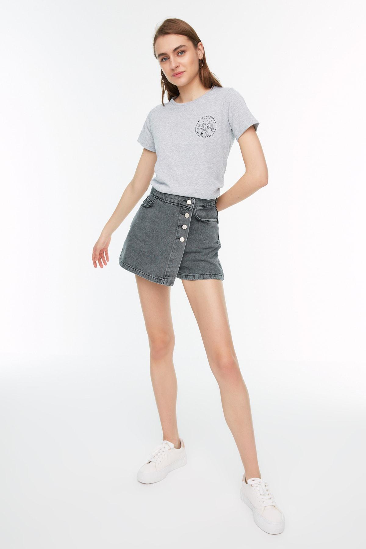 Trendyol - Gray Slim Shorts