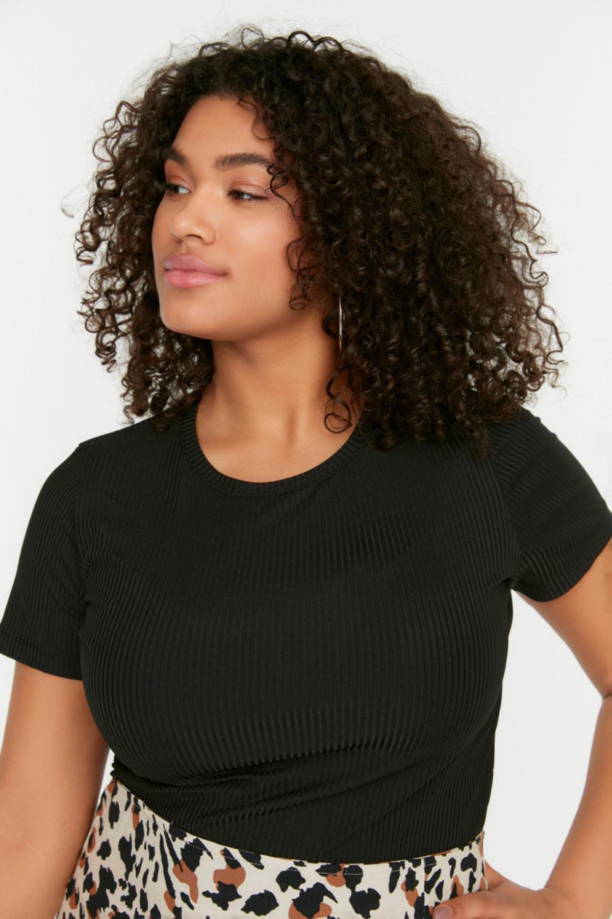 Black Slim Plus Size T-Shirt, , large image number 2