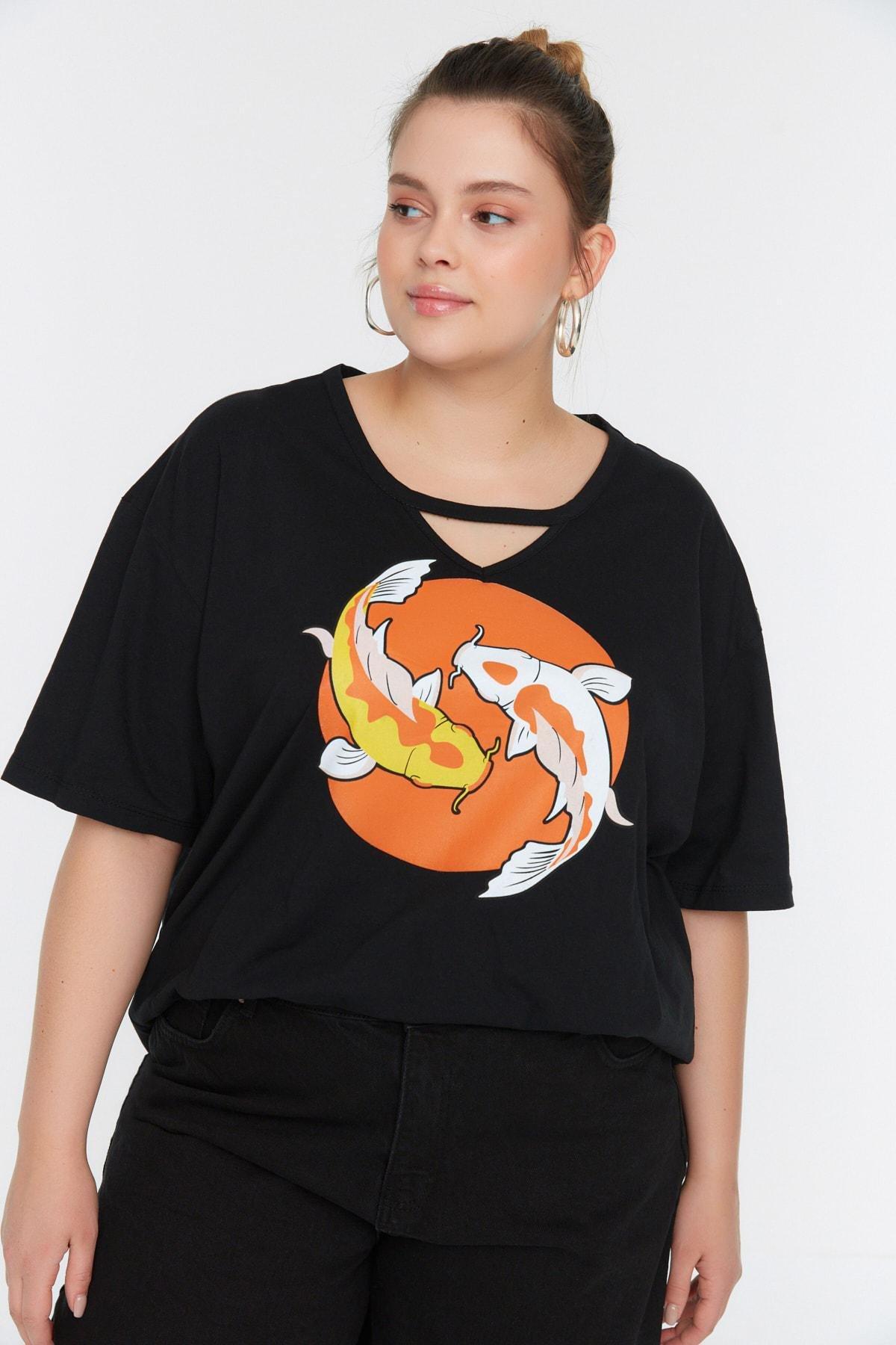 Black V-Neck Plus Size T-Shirt, , large image number 1