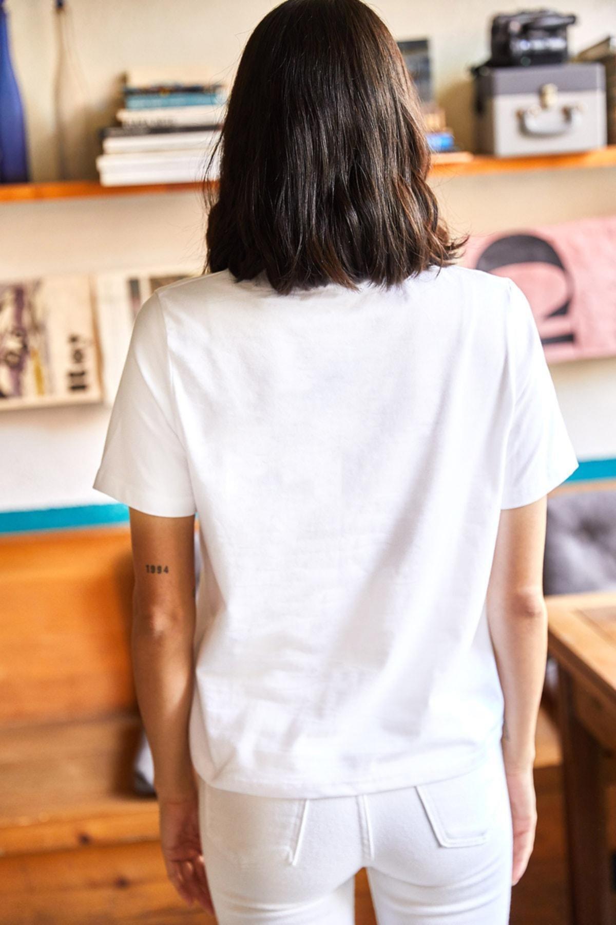 White Soft Textured Knitted T-Shirt, White, large image number 3