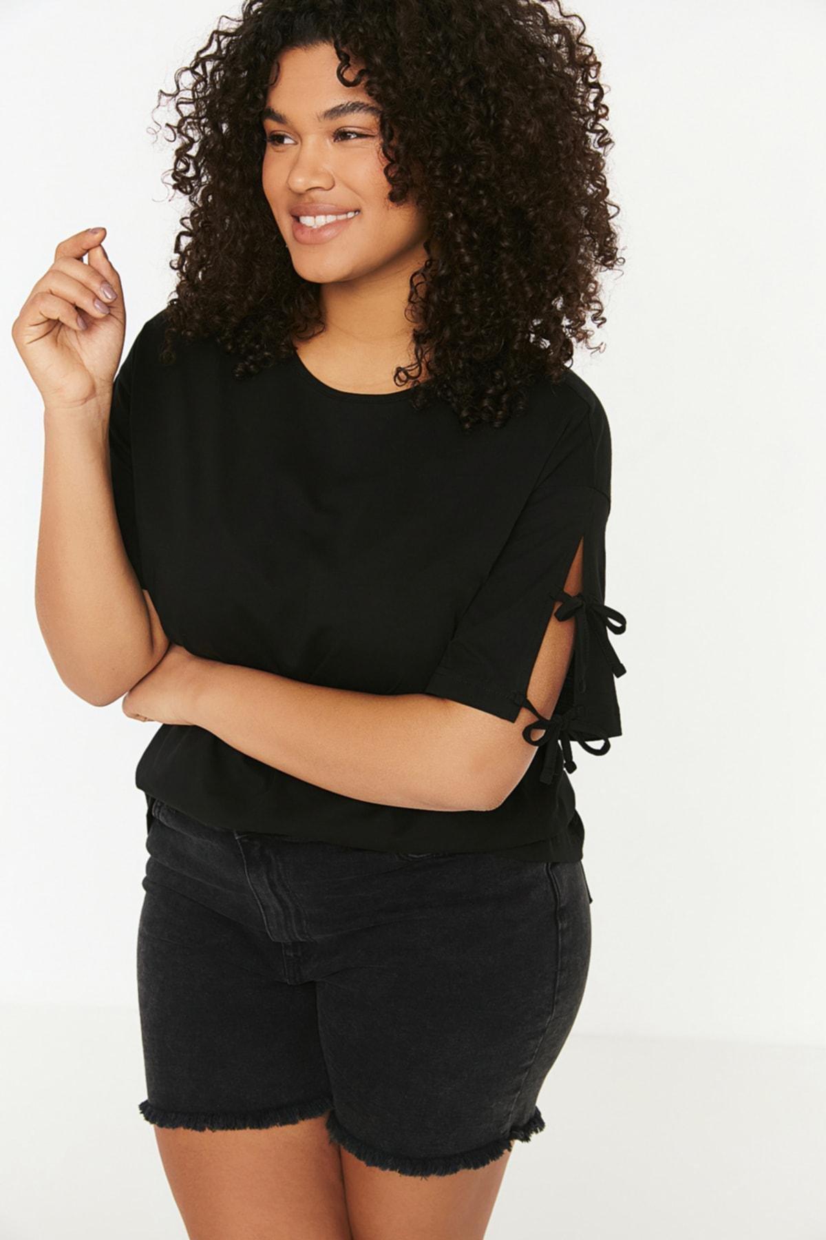 Black Relaxed Plus Size Tshirt, , large image number 0