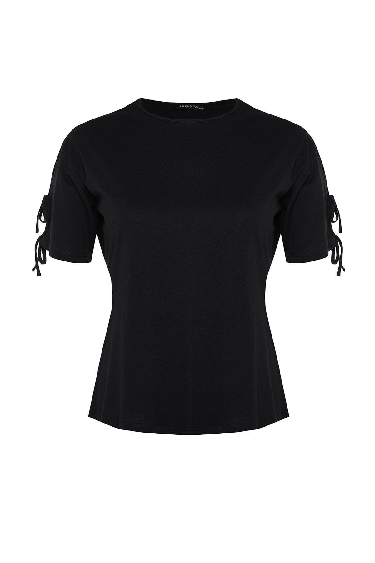 Trendyol - Black Relaxed Plus Size Tshirt