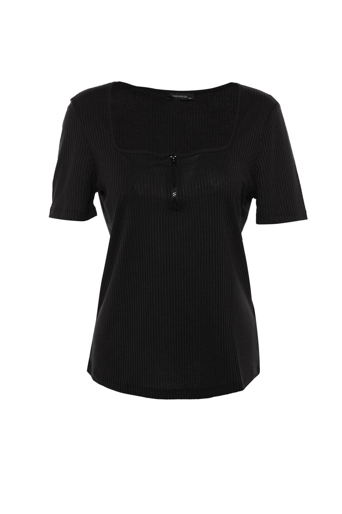 Black Fitted Plus Size Blouse, , large image number 5