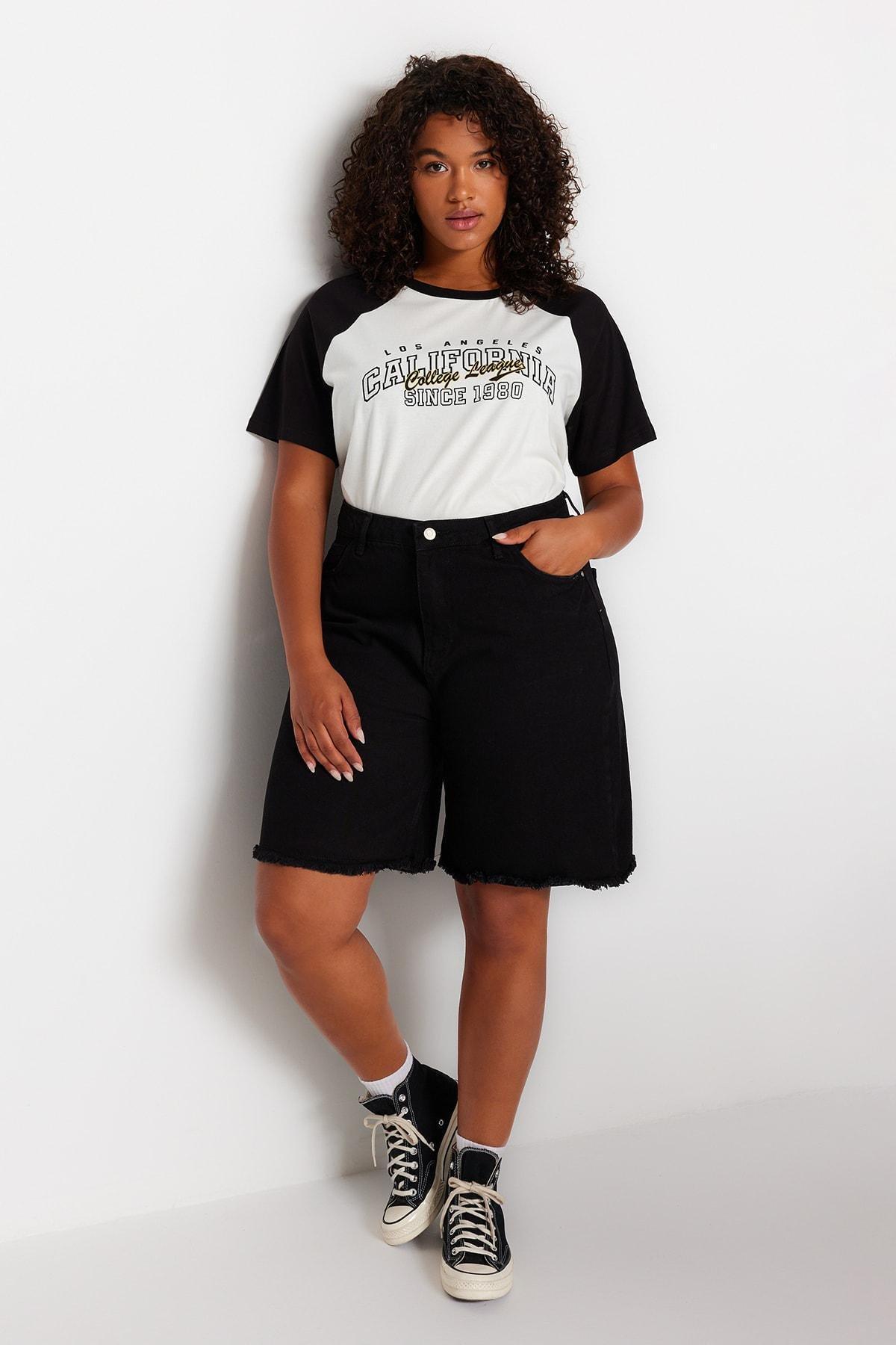Black Mid Waist Plus Size Shorts, , large image number 0