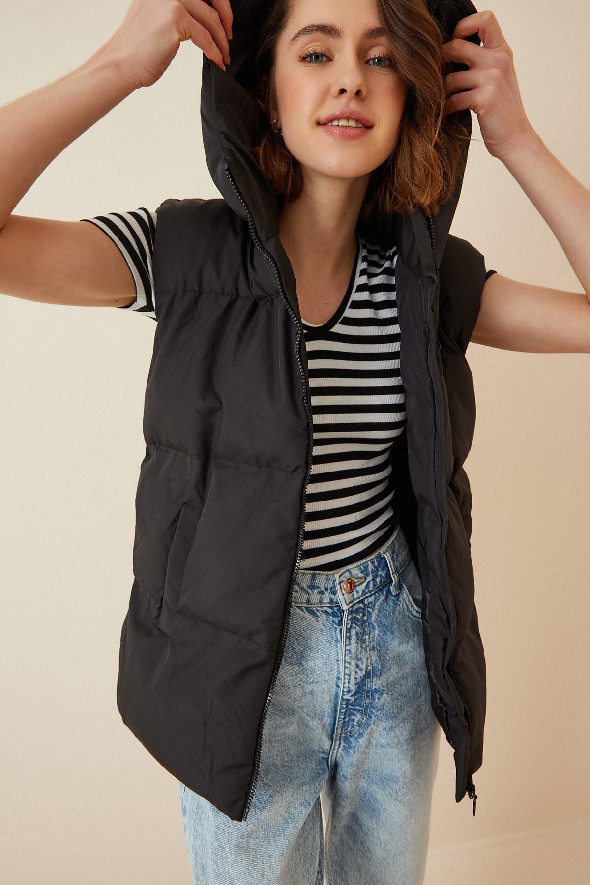 Happiness Istanbul - Black Hooded Puffer Vest