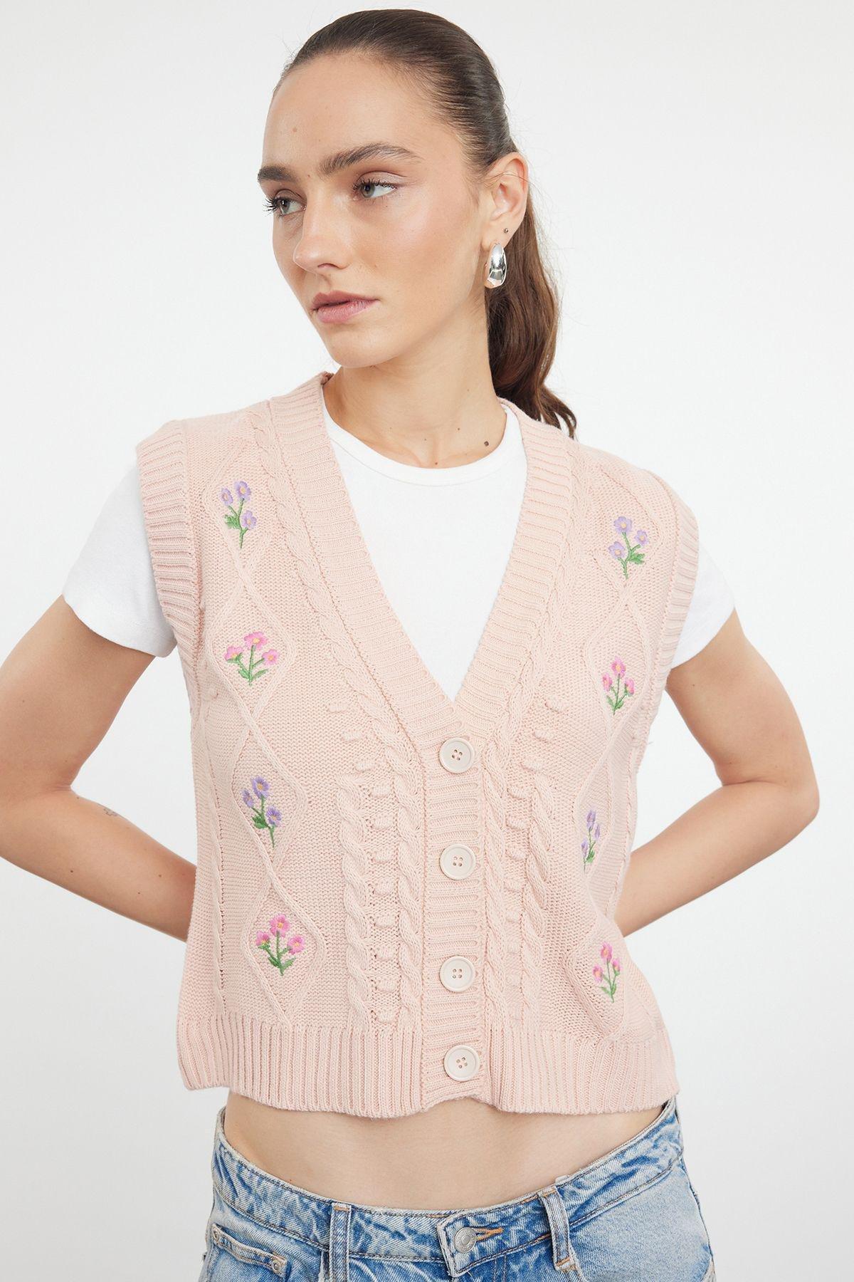 Flower Embroidery Knit Vest, POWDER, large image number 0