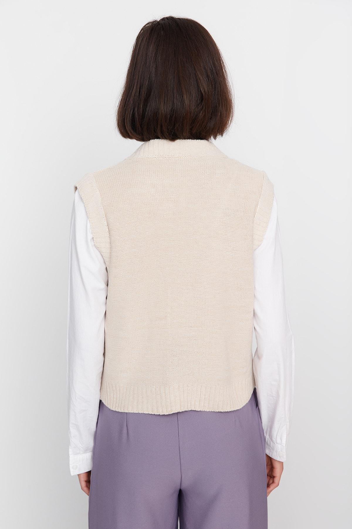 Beige Floral Sweater Vest, , large image number 3