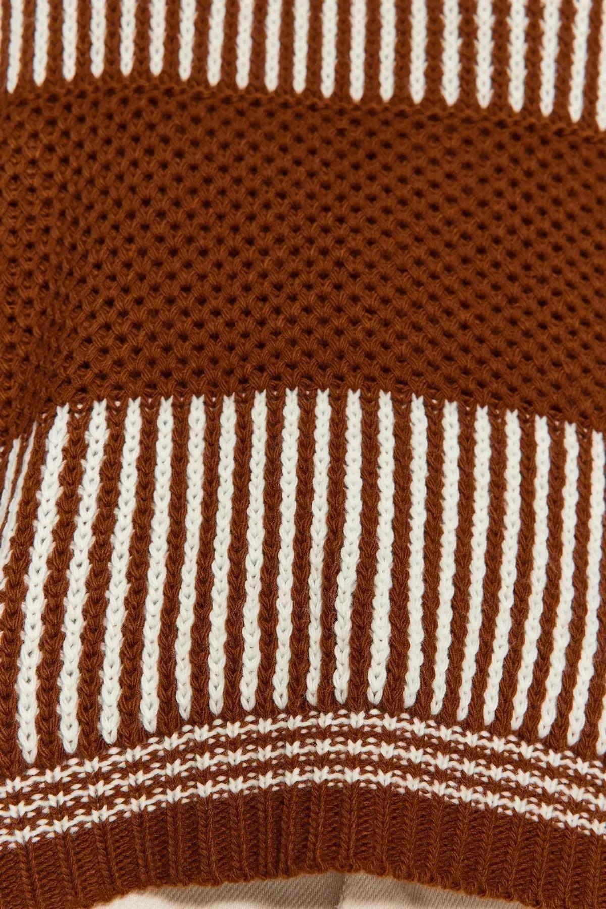 Brown Regular Sweater, Brown, large image number 2