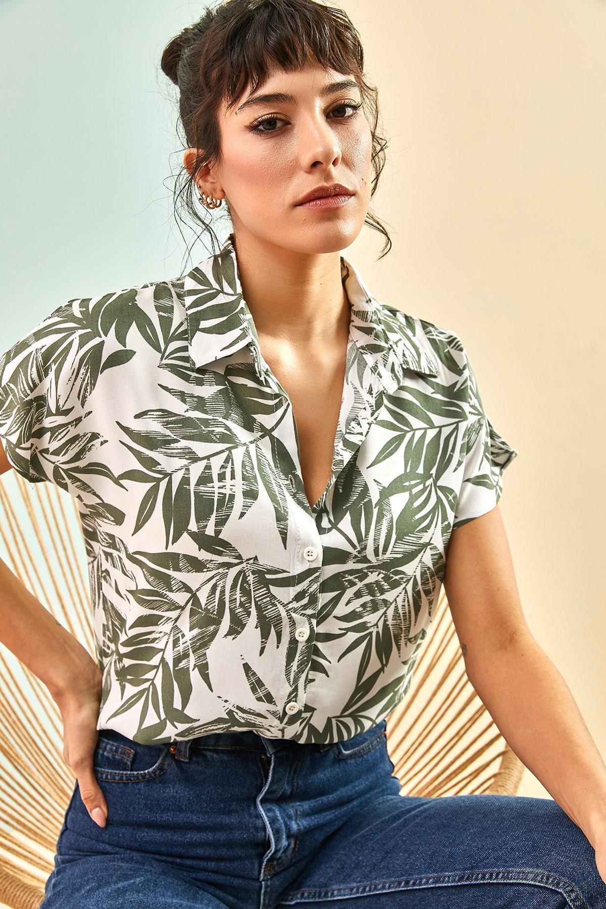 Green Patterned Bat Sleeve Shirt, , large image number 0