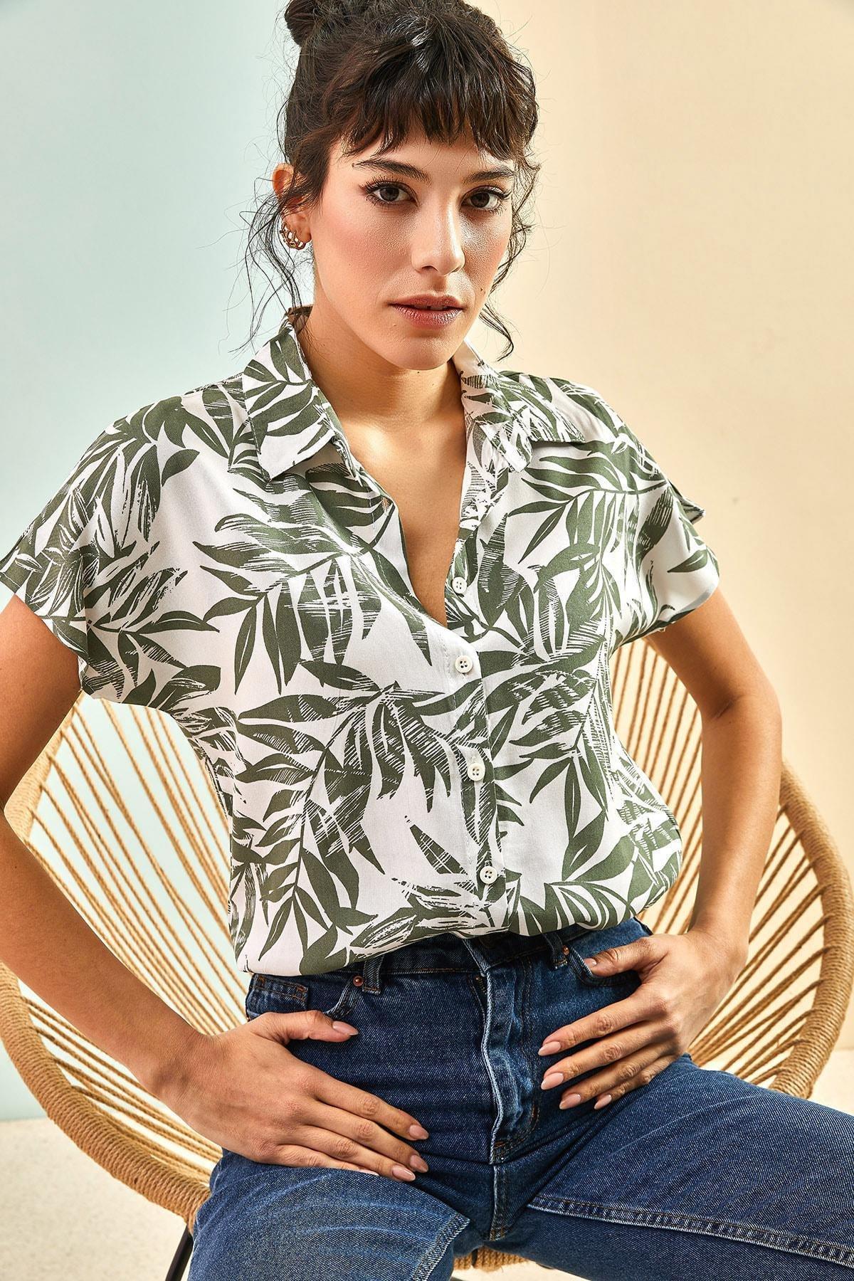 Green Patterned Bat Sleeve Shirt, , large image number 1