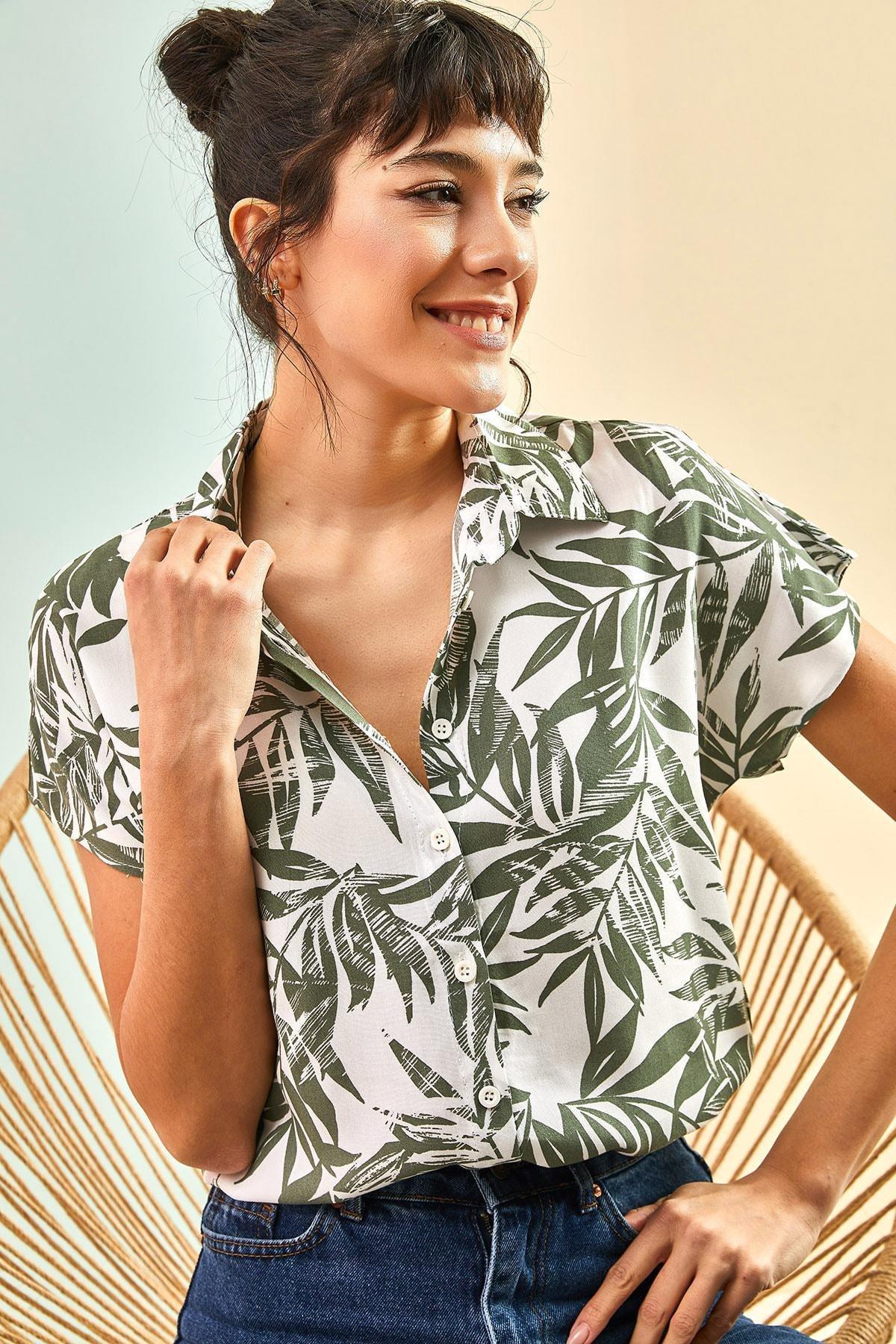 Green Patterned Bat Sleeve Shirt, , large image number 3