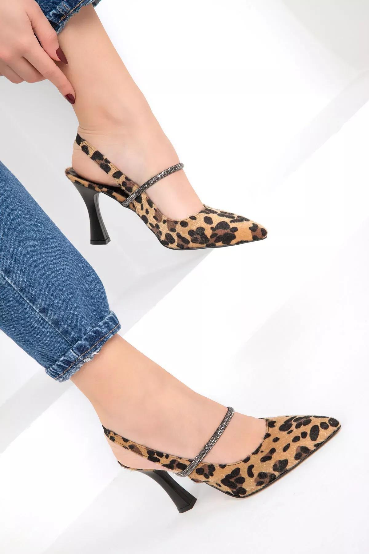 حذاء كلاسيكي بكعب بنقشة جلد الفهد، بني, Leopard, large image number 3