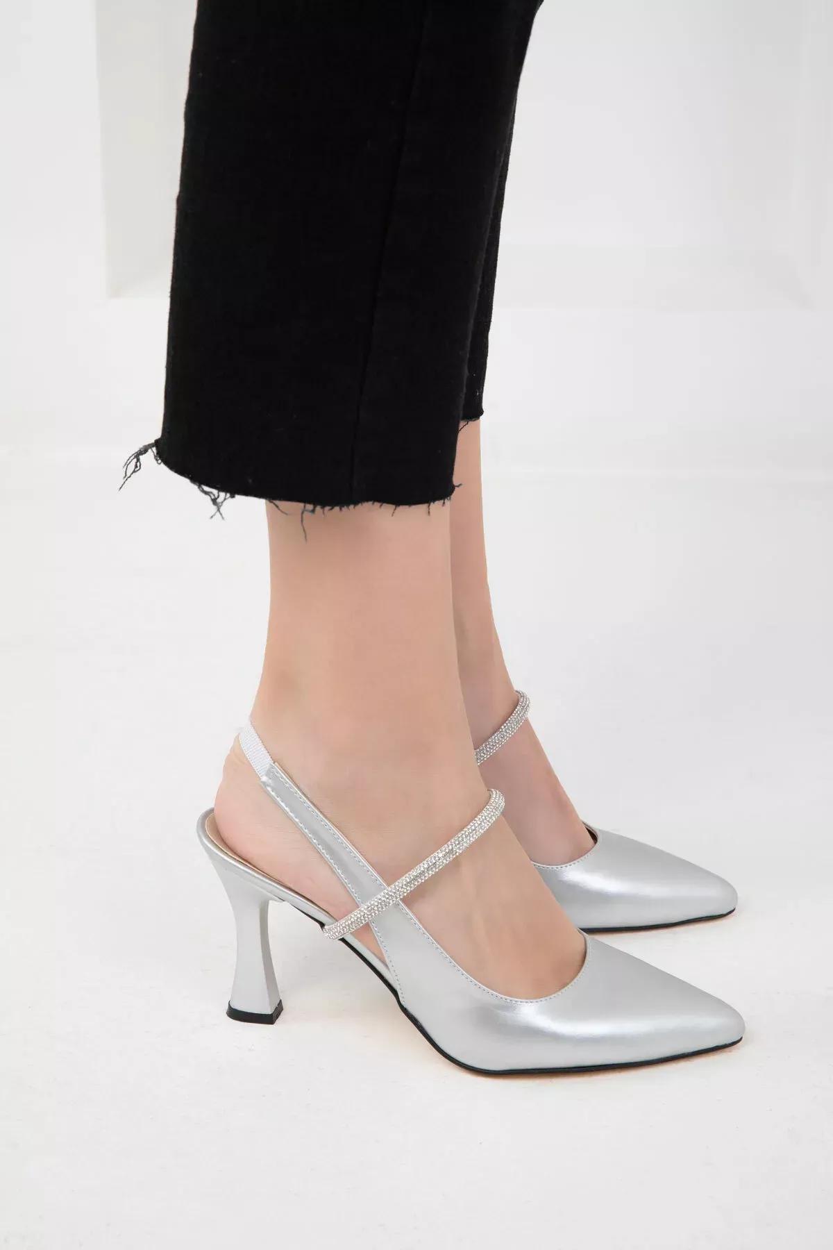 Silver Classic Heeled Shoes, SILVER, large image number 4