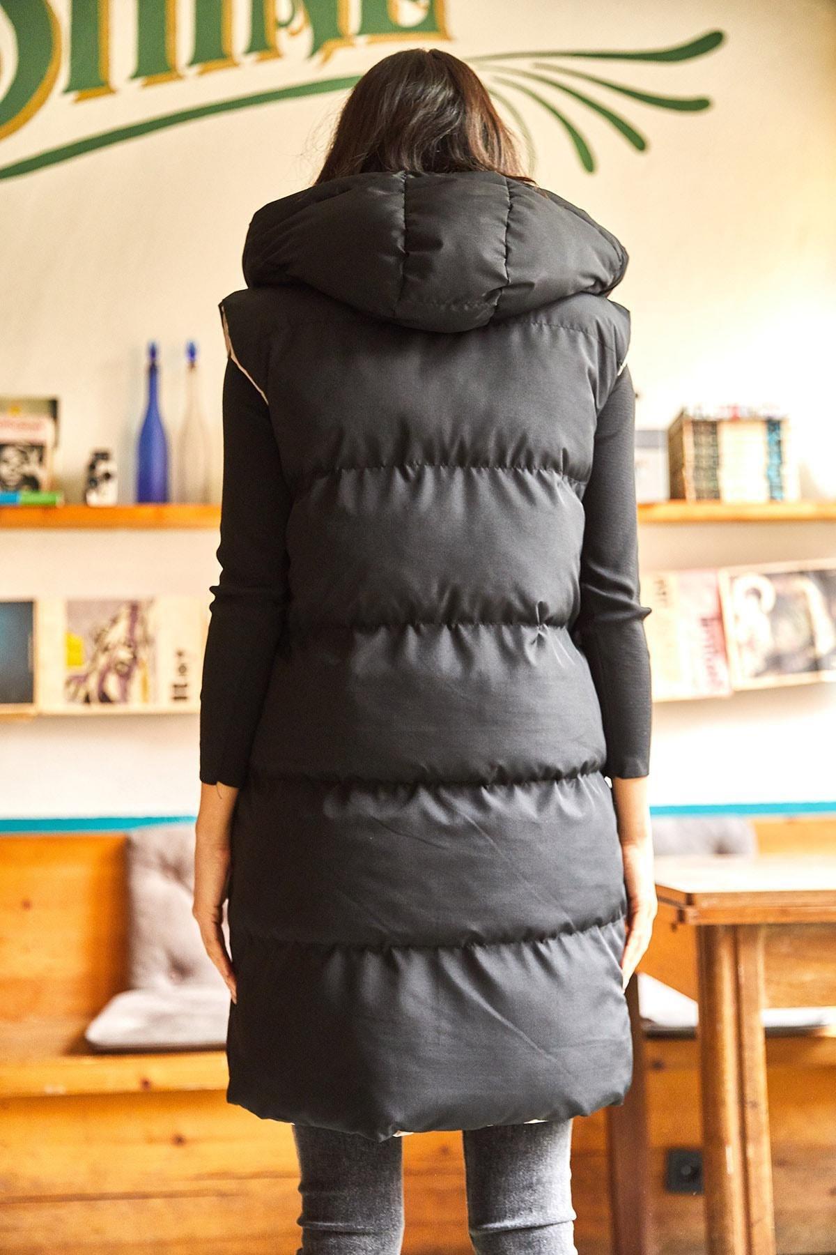 Black Hooded Puffer Vest, , large image number 3