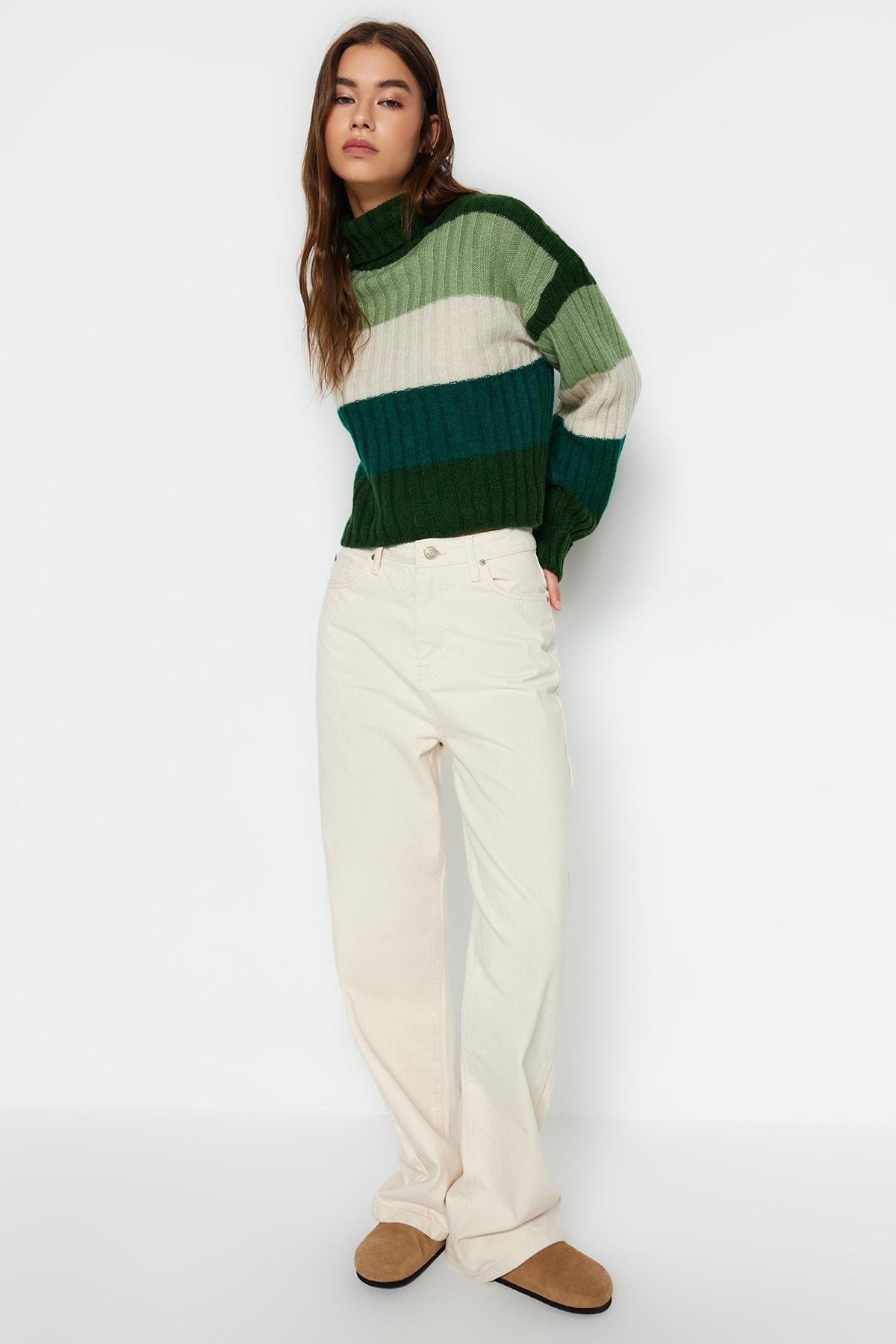 Trendyol - Green Crop Textured Knitwear Sweater