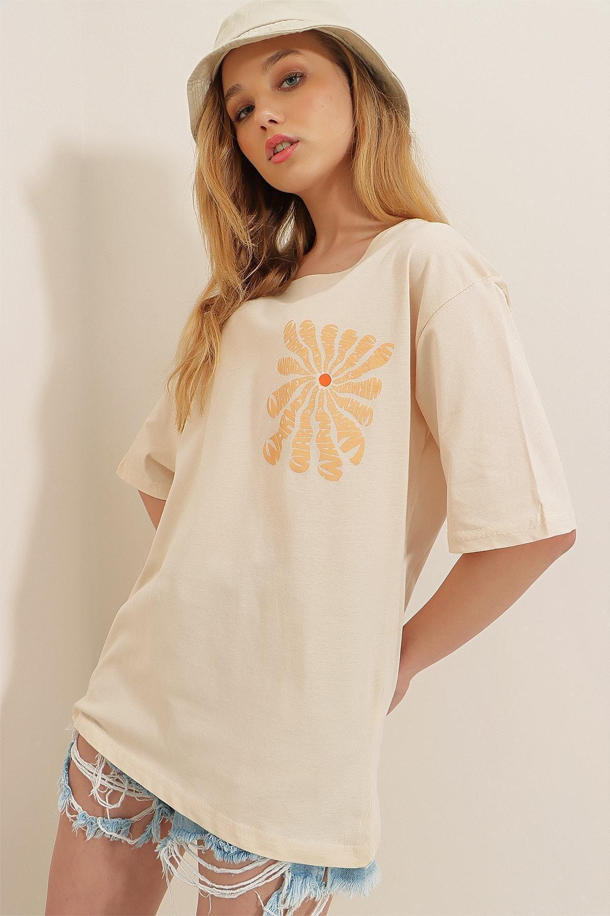 تيشيرت بقصة فضفاضة وفتحة رقبة مستديرة مزين بطبعة، بيج فاتح, Ecru, large image number 3