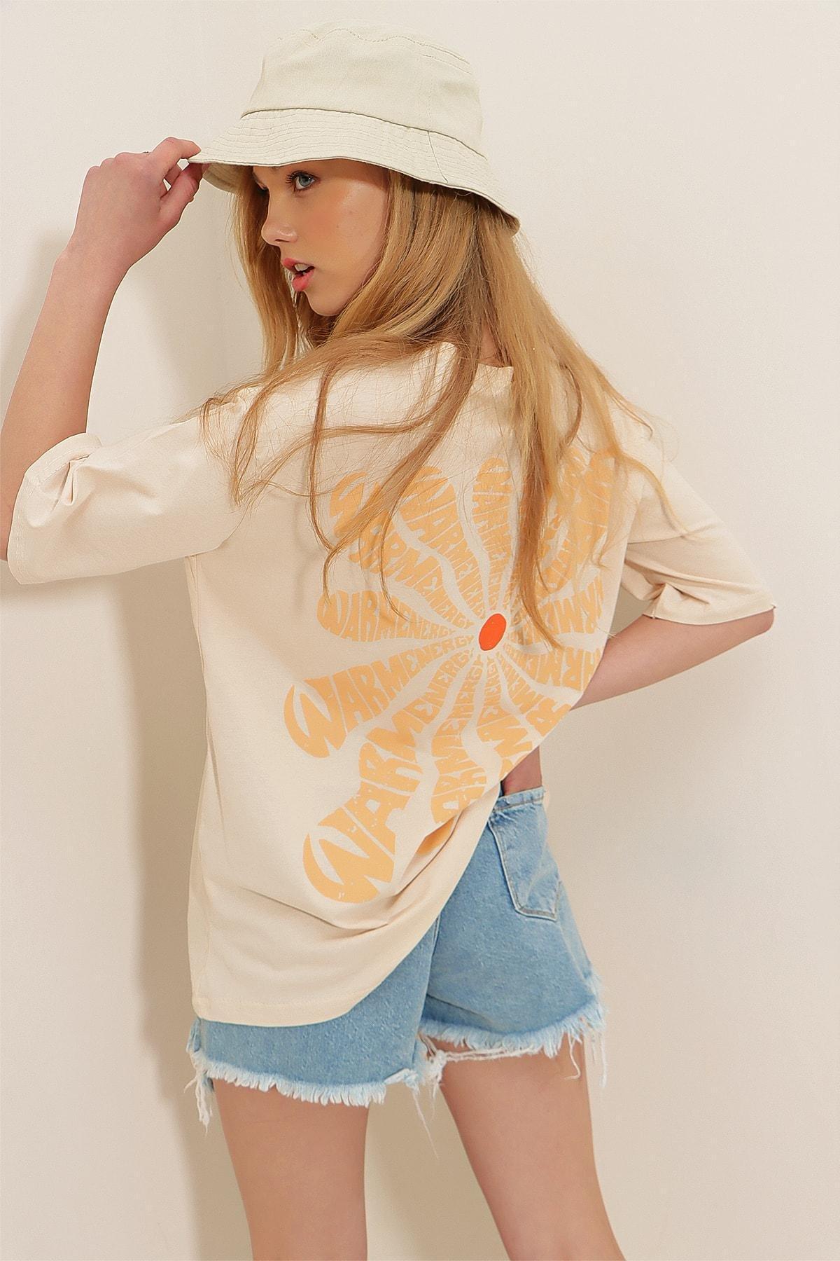 تيشيرت بقصة فضفاضة وفتحة رقبة مستديرة مزين بطبعة، بيج فاتح, Ecru, large image number 4