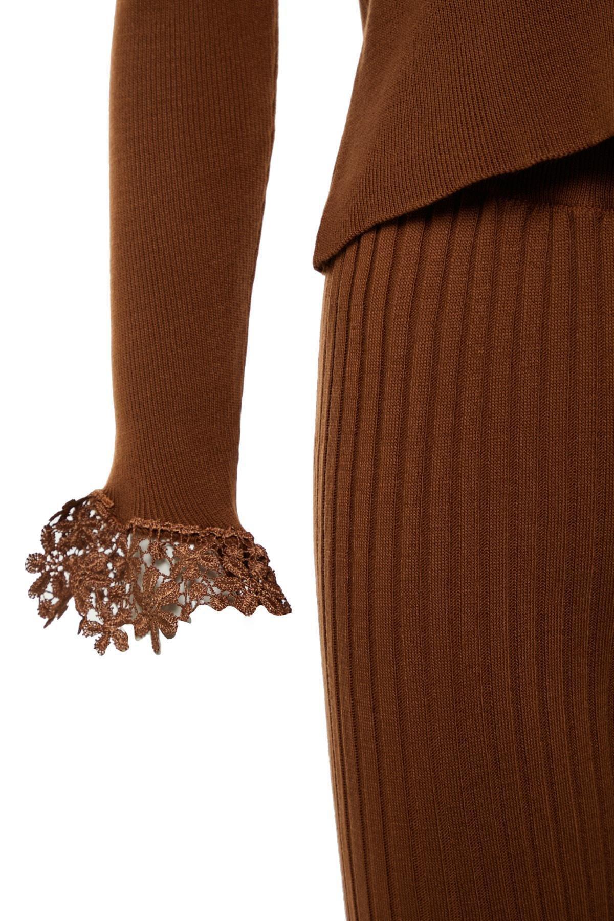 Brown V-Neck Co-Ord Set
, , large image number 5
