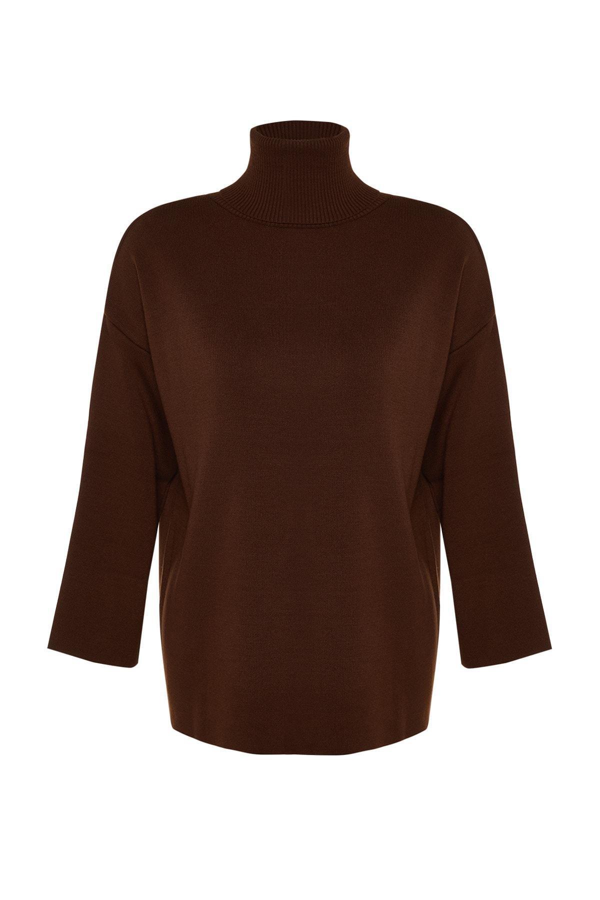 Brown Oversized Turtle Neck Sweater, , large image number 5