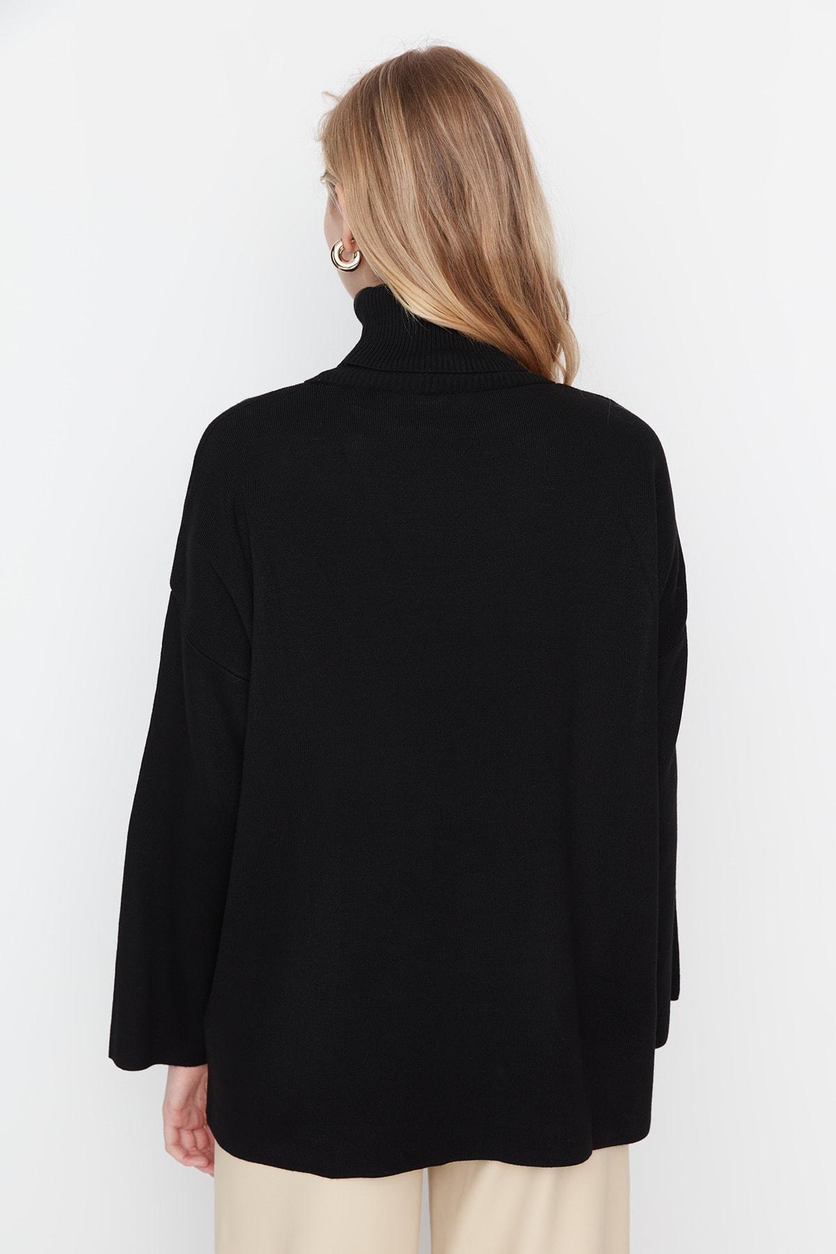 Black Oversize Turtleneck Sweater, , large image number 4