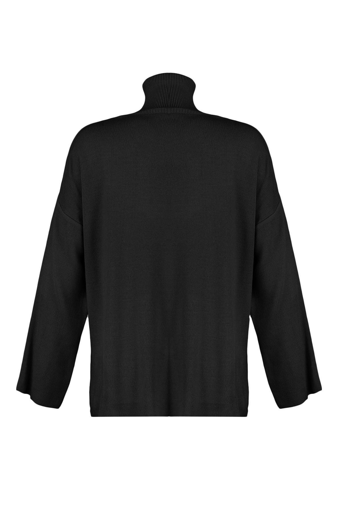 Black Oversize Turtleneck Sweater, , large image number 6