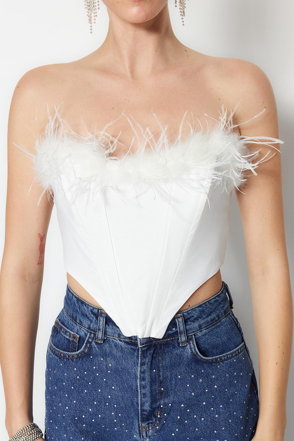 White Fitted Plain Crop Top, , large image number 3