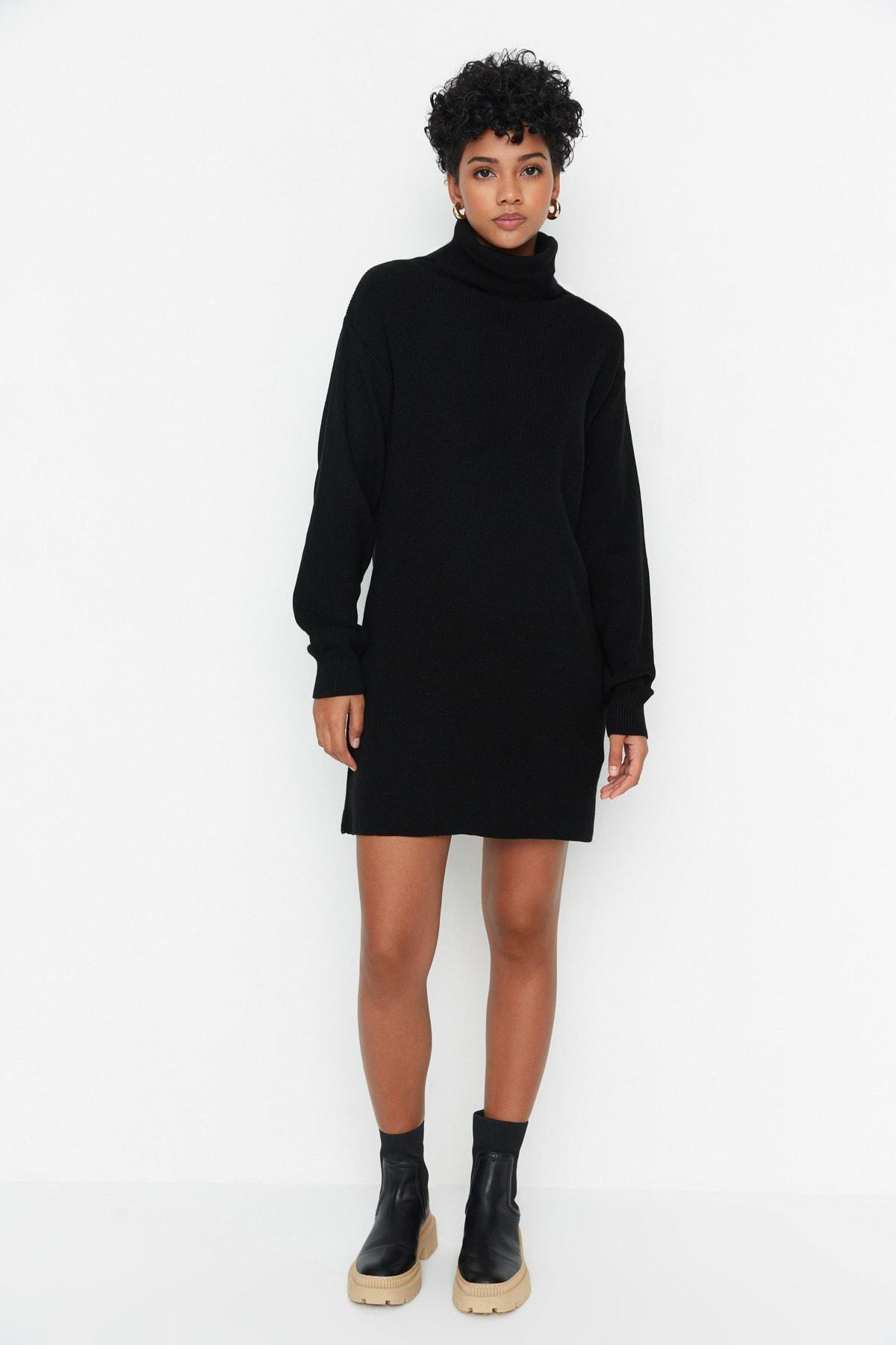 Black Pullover Dress, , large image number 2