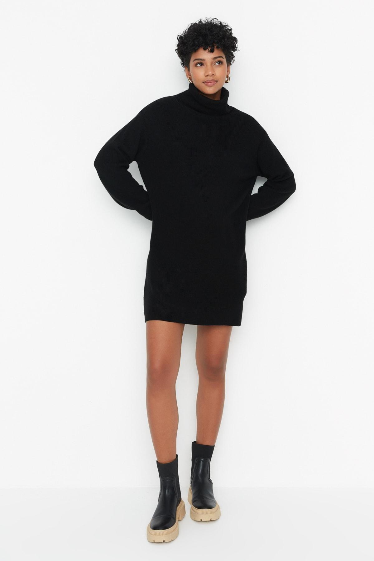 Black Pullover Dress, , large image number 6