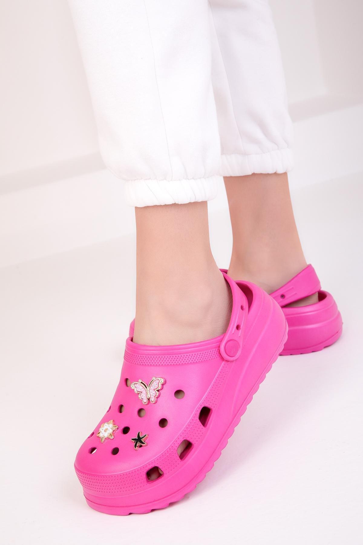 Pink Slippers, C101_3344, large image number 2