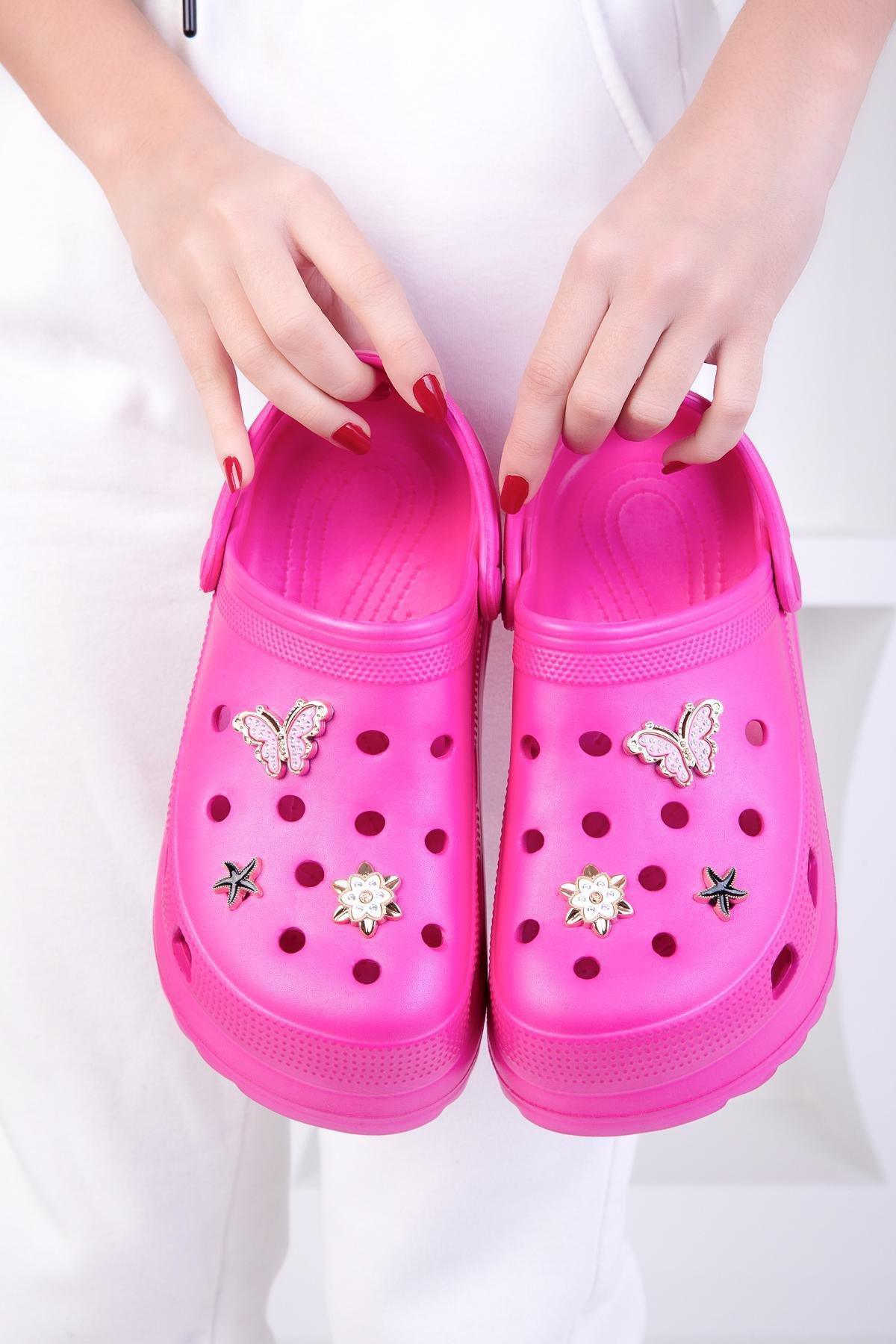 Pink Slippers, C101_3344, large image number 4