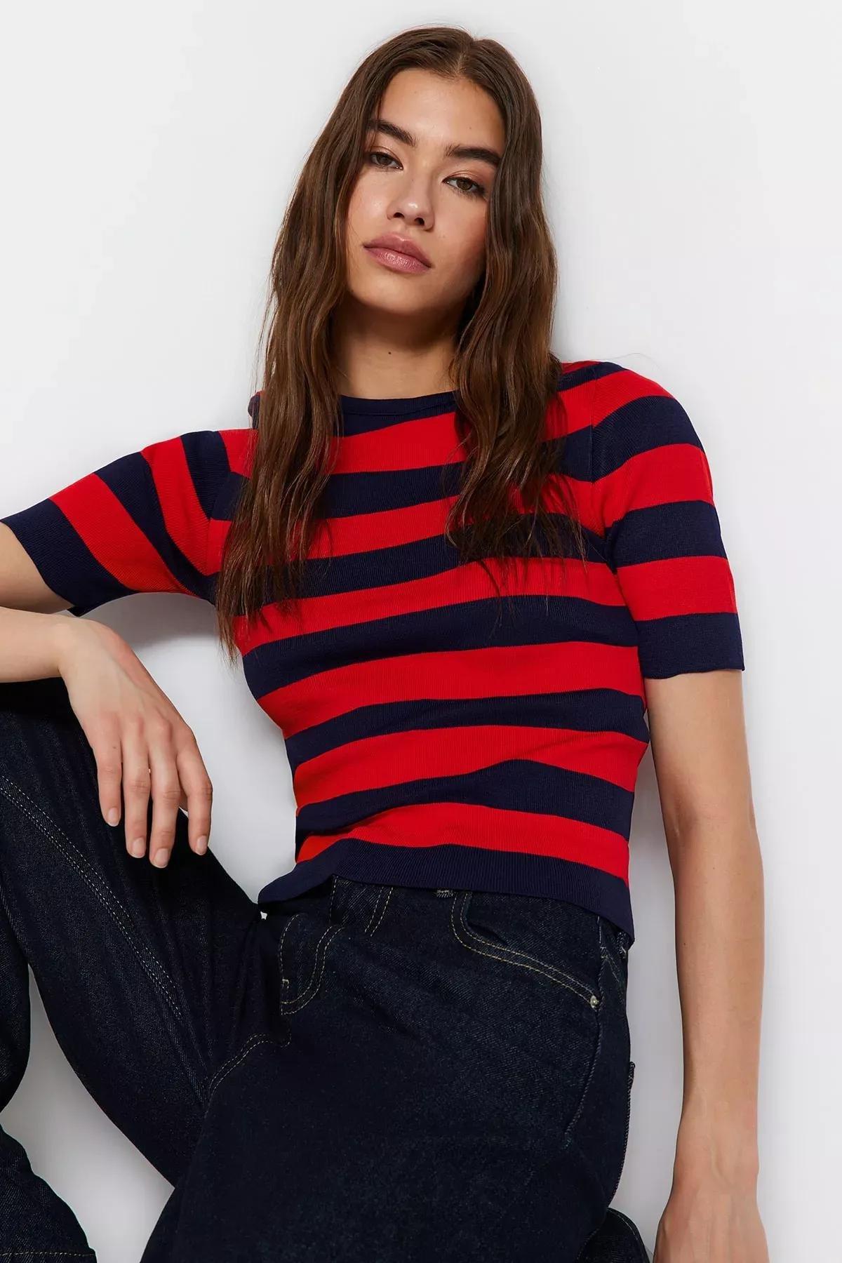 Navy V-Neck Slim Blouse, Dark blue, large image number 0