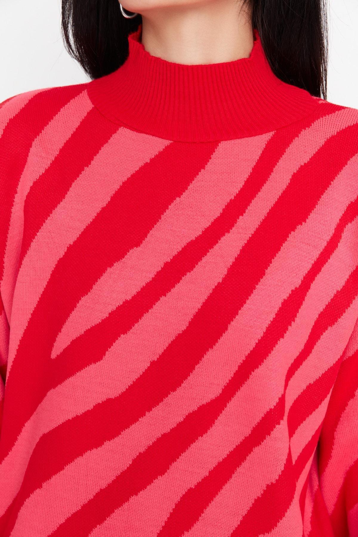 Red Crew Neck Striper Sweater, , large image number 2