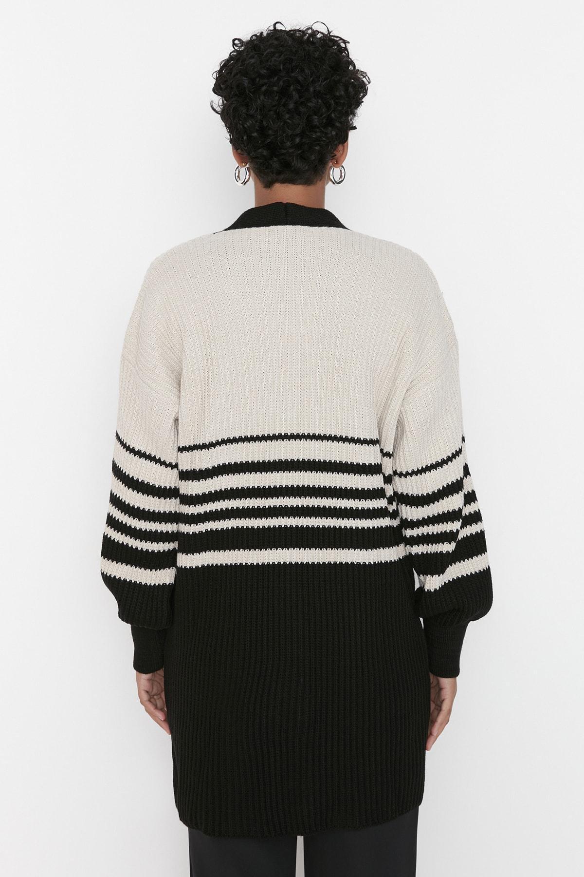 Black V-Neck Cardigan, , large image number 4