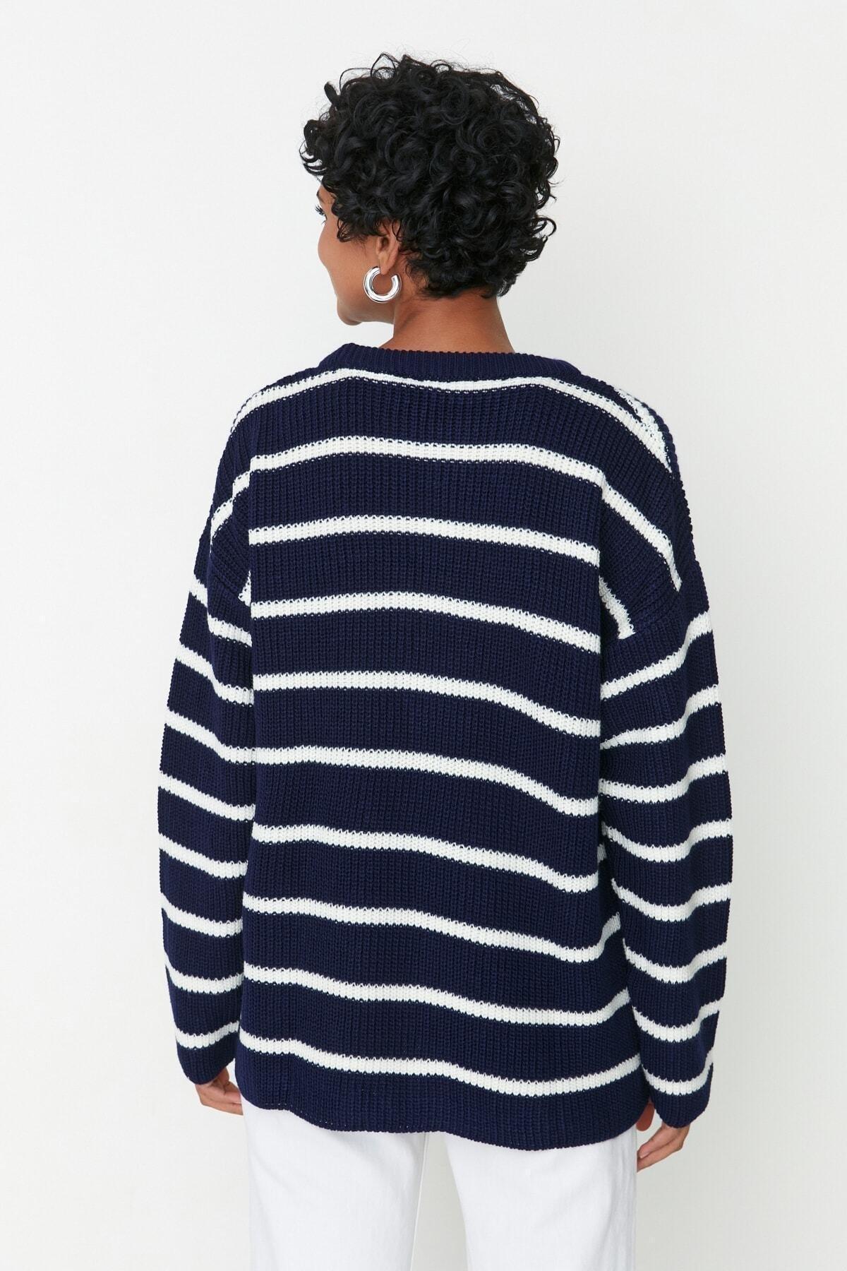 Navy Striped Oversize Sweater, , large image number 4