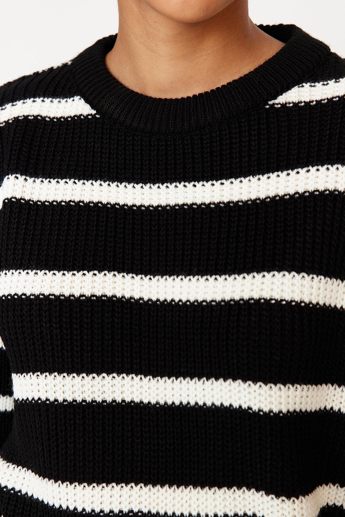 Trendyol - Black Striped Oversize Sweater